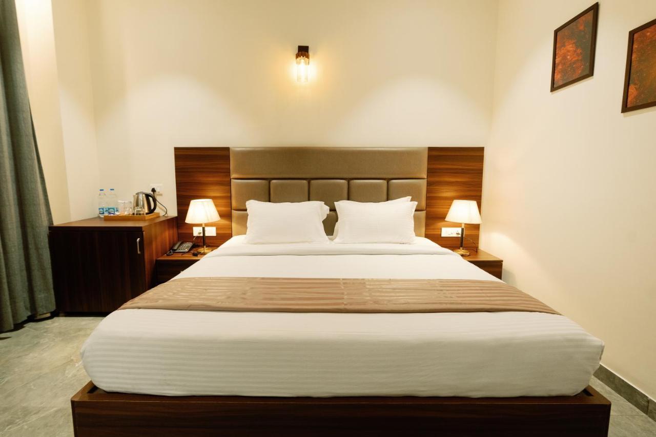 Grand Heritage Hotel & Resort Ludhiana Eksteriør billede